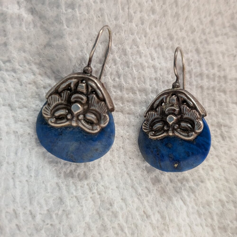Vintage Sterling silver and lapis lazuli earrings for pierced ears